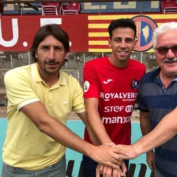Presentació Alvaro Salinas, nou jugador de la Unió Esportiva Olot - episode art