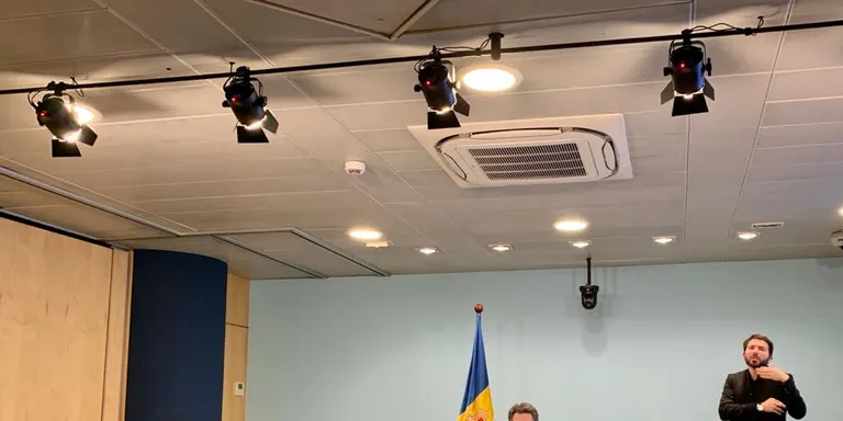 Andorra limita a una persona per unitat familiar les sortides per comprar