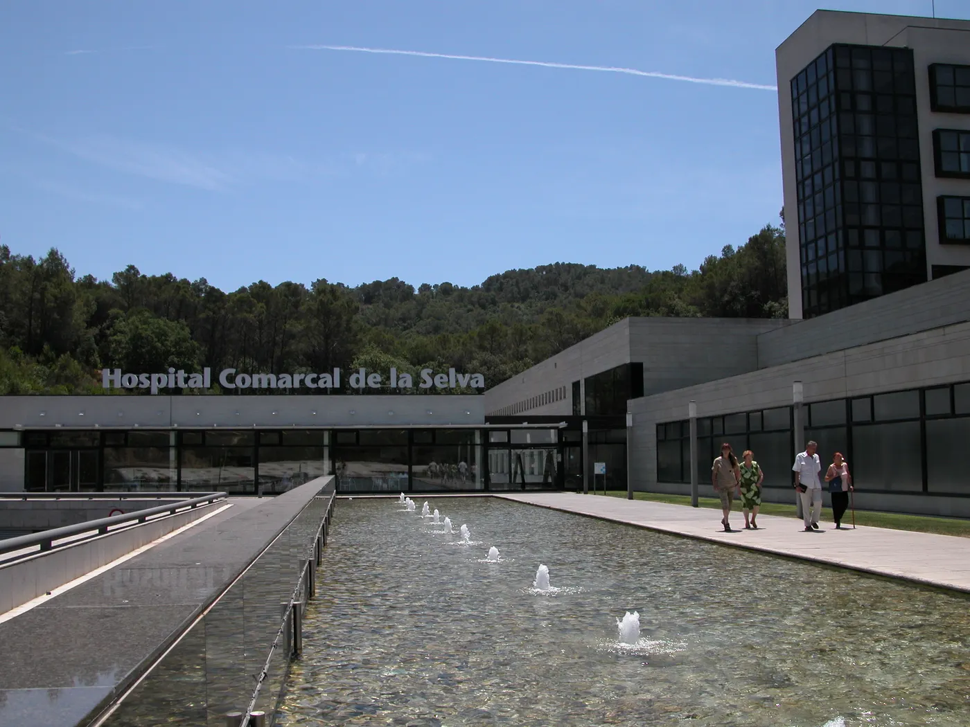 Nou persones més ingressades a la CSMS per la COVID-19 però es donen també les primeres altes hospitalàries