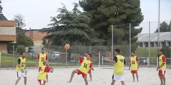 Tommy Anguita, Helena Blanes i Adriana Pérez, convocats amb la Selecció Catalana de Futbol Platja