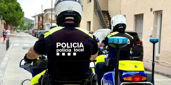 La Policia Local deté dos joves de Roda de Berà per un delicte de lesions, amenaces i resistència a l'autoritat