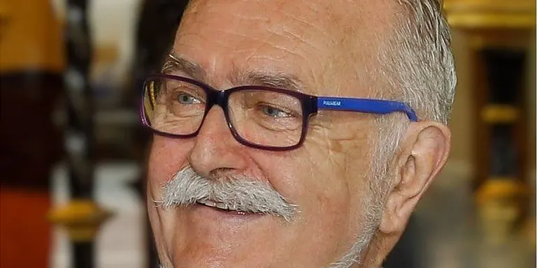 FERNANDO DE LEON: EL IRUNÉS QUE SOSTUVO SIN RUIDO LO QUE OTROS CELEBRABAN