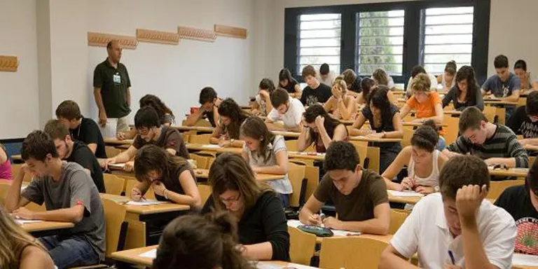 El 84% dels estudiants rubinencs no universitaris estudien a Rubí
