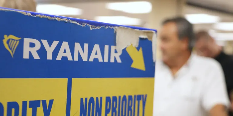 La vaga de tripulants de Ryanair acaba després de cinc mesos consecutius sense acord i amb 40 acomiadats