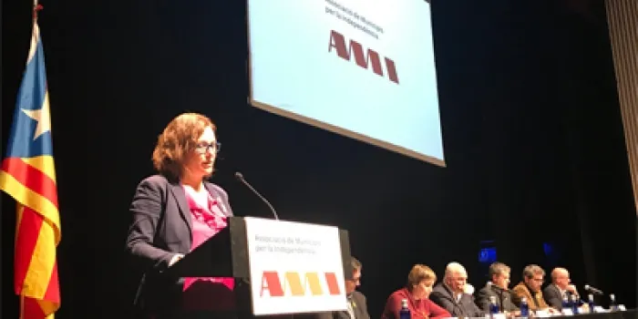 Annabel Moreno ja és oficialment vicepresidenta de l’Associació de Municipis per la Independència