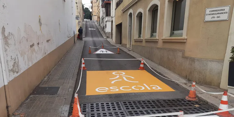 La Policia Local reforça la visibilització dels camins escolars entorn els centres educatius