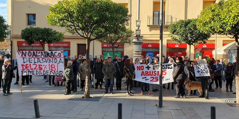 'Vecinos en Lucha' s'afegeix al comunicat de l'Ajuntament sobre les novetats en el pagament d'impostos