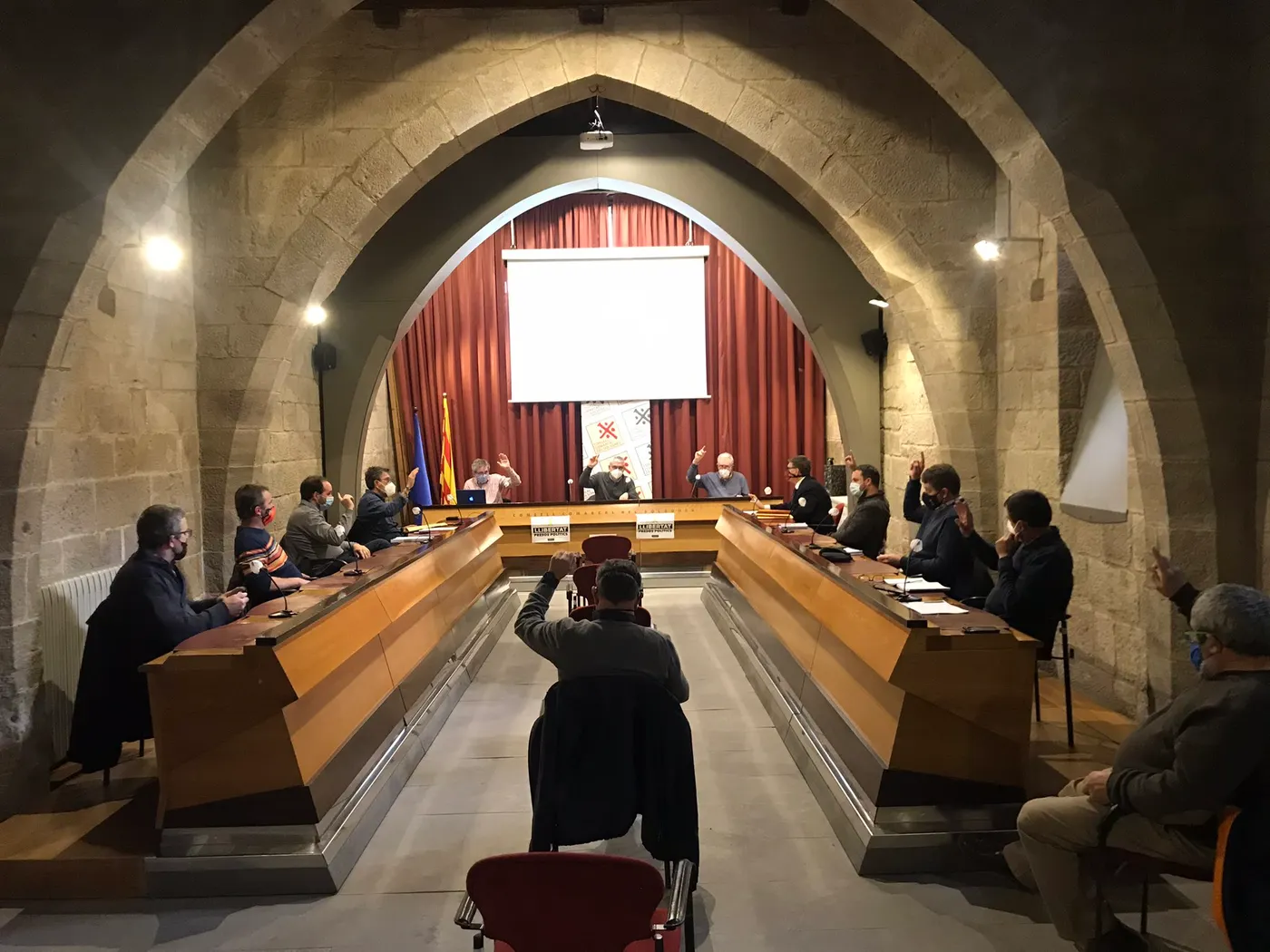 Els alcaldes del Solsonès debaten entre destinar els fons Covid a la millora de les telecomunicacions o al nou model de recollida selectiva