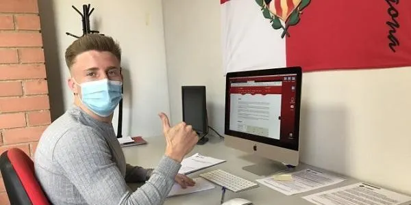 El poblenc Pol Domingo comença les pràctiques curriculars a les oficines del Nàstic