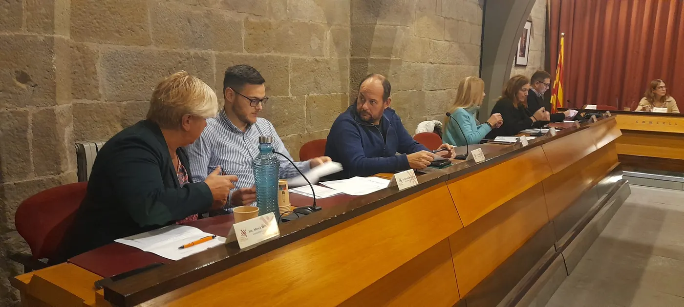 Marc Barbens insta Compromís Municipal a fer marxa enrere del traspàs del Centre Sanitari