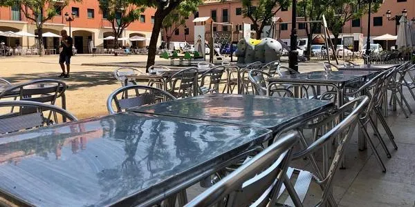 El sector dels serveis genera més del 75% de l’activitat econòmica a Altafulla