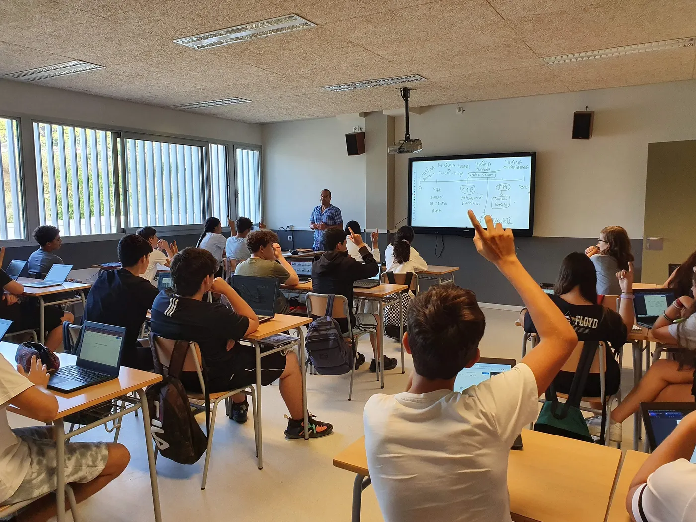 Educació estudiarà com fer que les tardes de setembre tornin a ser lectives