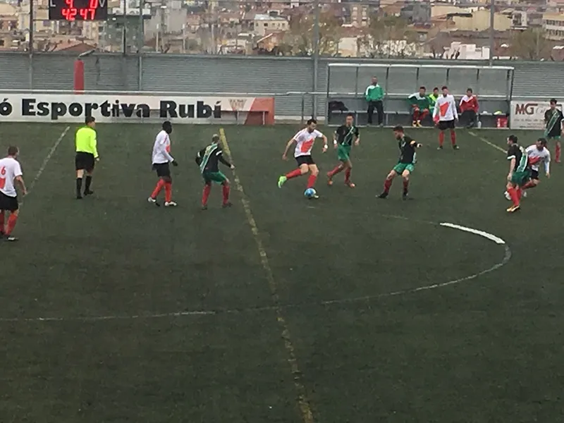 Domini absolut del Rubí davant del Gornal