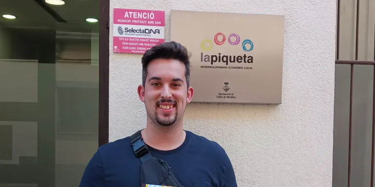 Més de 400 persones i 144 comerços participen en la campanya Aparadors connectats Shop in Caldes