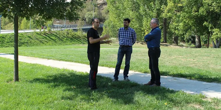 L'àrea per a gossos deslligats a la Seu serà al costat del Parc dels Enamorats
