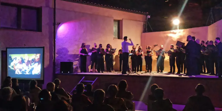 La Coral Verge del Camí va recuperar les actuacions amb un concert a la Vilella Baixa per la Diada