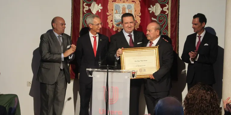 COPE Utrera te ofrece el resumen del acto de entrega del Mostachón de Oro
