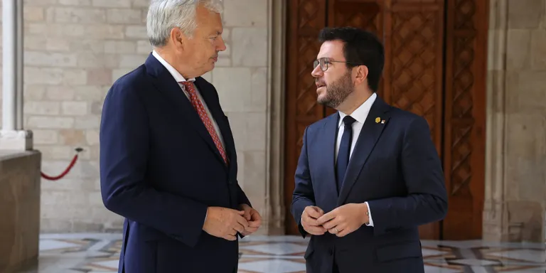 Aragonès trasllada a Reynders les novetats judicials de Pegasus i la necessitat de l'oficialitat del català a la UE
