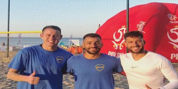 Els torrencs Edu Suárez i Eliott Mounoud es proclamen sotscampions de la Copa Polònia de futbol platja