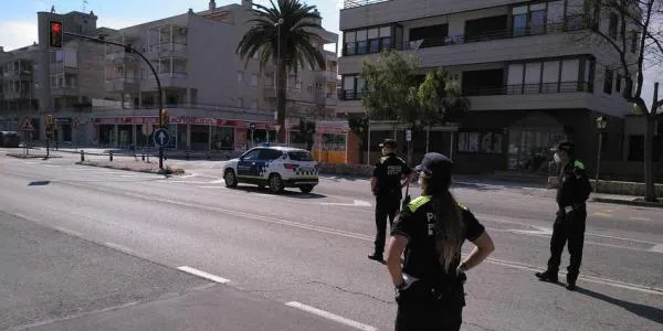El departament d’Interior fa una crida a quedar-se a casa pel pont