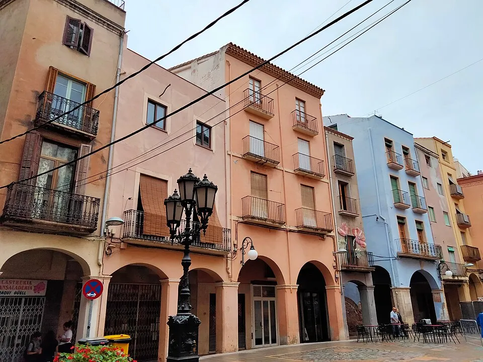 Valls posa el focus en el futur de la plaça de l’Oli amb dues jornades sobre patrimoni i urbanisme