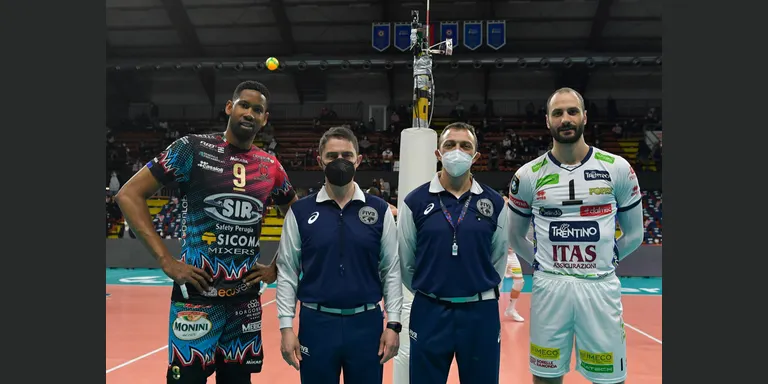 David Fernández xiularà el mundial de clubs de voleibol