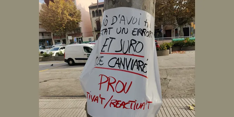 Arenys de Mar s'uneix per denunciar la violència vers les dones