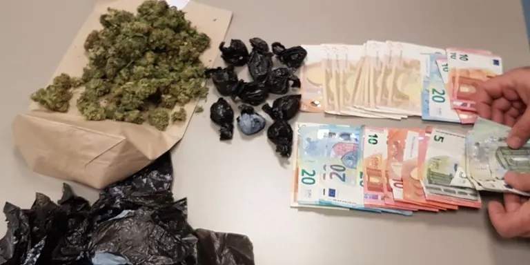 Un detingut a la Seu per presumpte tràfic de marihuana a l'entorn d'una escola