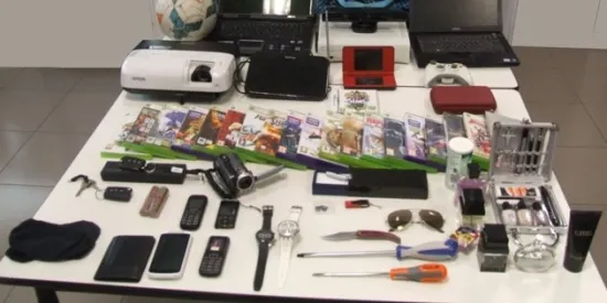 Enxampats quatre homes que havien robat en un pis d'Oliana