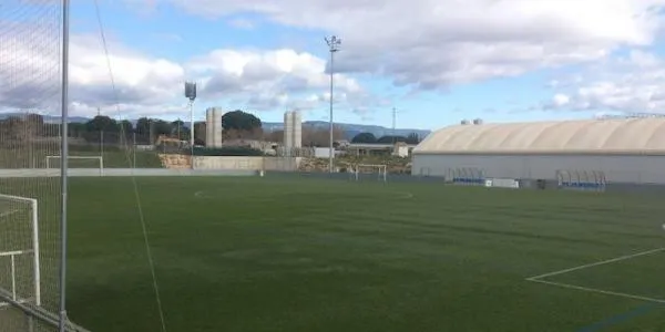Duel d’altura entre el Cambrils Unió i el Roda de Berà amb el lideratge com a premi