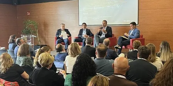 La Costa Daurada i les Terres de l'Ebre aborden els nous reptes que planteja l'evolució de l'activitat turística