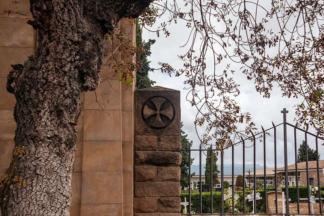 El cementiri de Solsona amplia l'horari del personal per Tots Sants