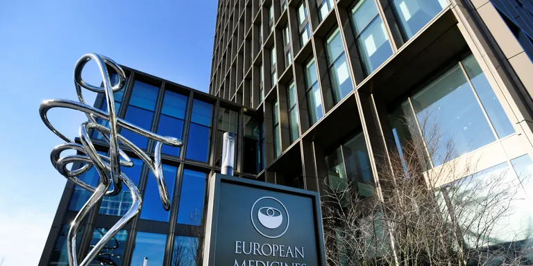 L'Agència Europea del Medicament decidirà si aprova la vacuna d'Oxford-AstraZeneca el 29 de gener