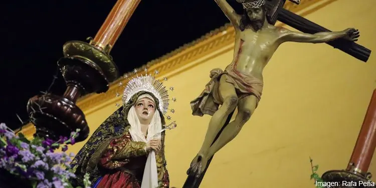 ‘Semana Santa en la Campiña’ recibe a la hermandad de los Milagros, al cartelista y habla de la antigua capilla de la calle Veracruz