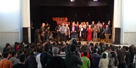 TV3 emet avui el concert de 'Casal Rock' a l'Institut Joan Brudieu