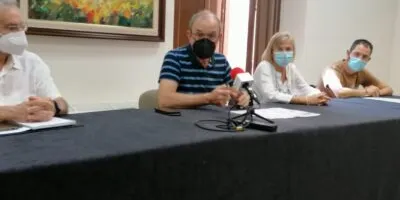 Valls engega noves linies d’ajuts per a alumnes en ensenyaments postobligatòris
