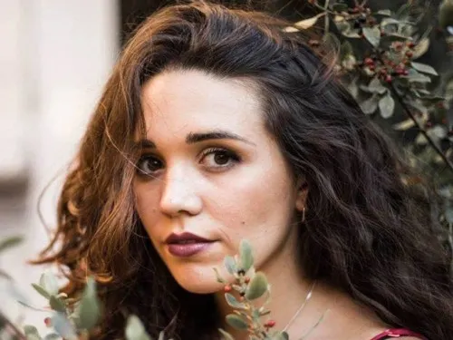 Carolina Alabau en una imatge promocional