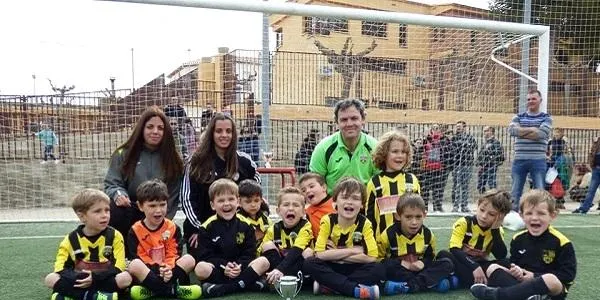 El CE Altafulla participa en la trobada de ‘Babys’ celebrada a Creixell