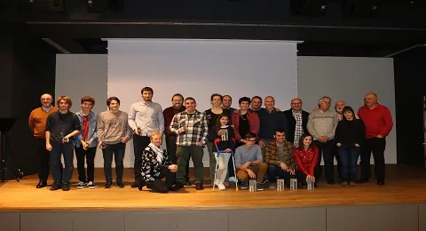 KARMELE MITXELENA, LUR ALKAIN, IÑIGO LEGORBURU ETA ANDER VILLACIAN TRIUNFAN EN LOS CONCURSOS BORDARI Y SATARKA