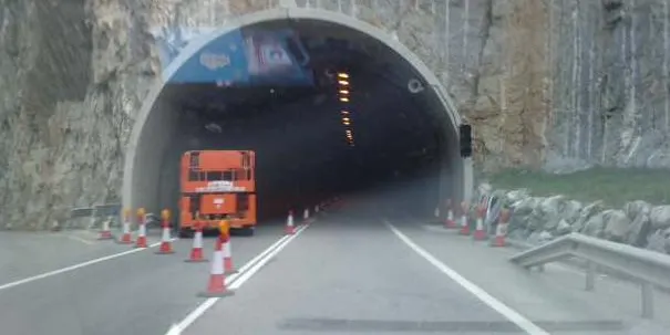 Obres de millora al túnel de Montant de Tost