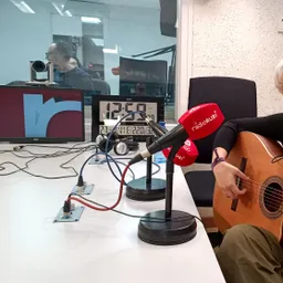 #1678 - Nous temes de Sara Uribe en directe i en acústic - episode art