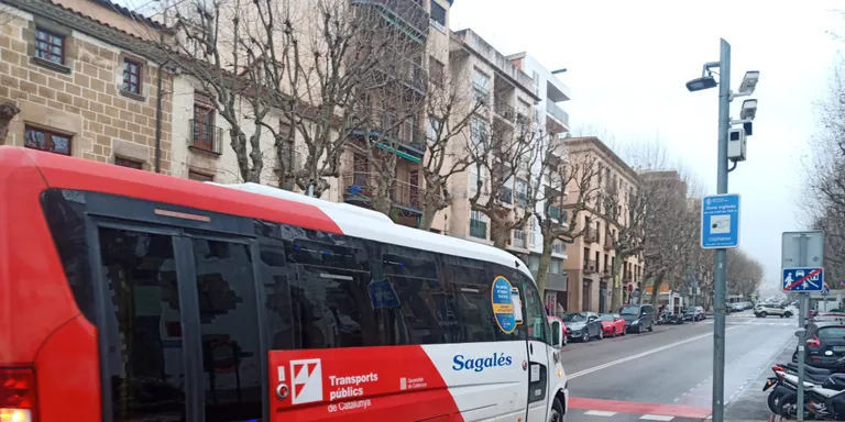 Les targetes gratuïtes de bus per a la Gent Gran, les T-Sènior, ja estan a punt per ser repartides