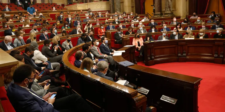 El Parlament insta el Govern a garantir plaça pública i gratuïta a l'alumnat de l'etapa de 0 a 3 anys