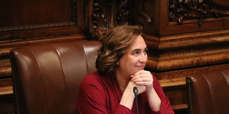 Colau anuncia que Barcelona suspèn temporalment les relacions institucionals amb Israel