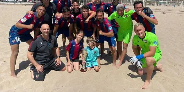 Edu Suárez i José Arias es proclamen campions de la Lliga Autonòmica de València amb el Levante