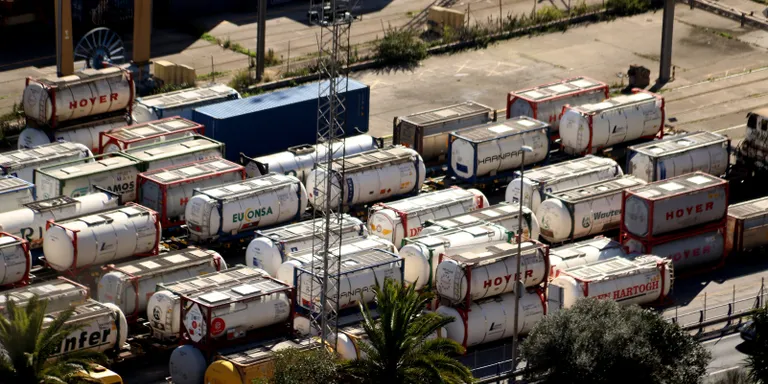 El Govern preveu invertir 127 milions d'euros fins al 2031 per construir quatre estacions ferroviàries de mercaderies