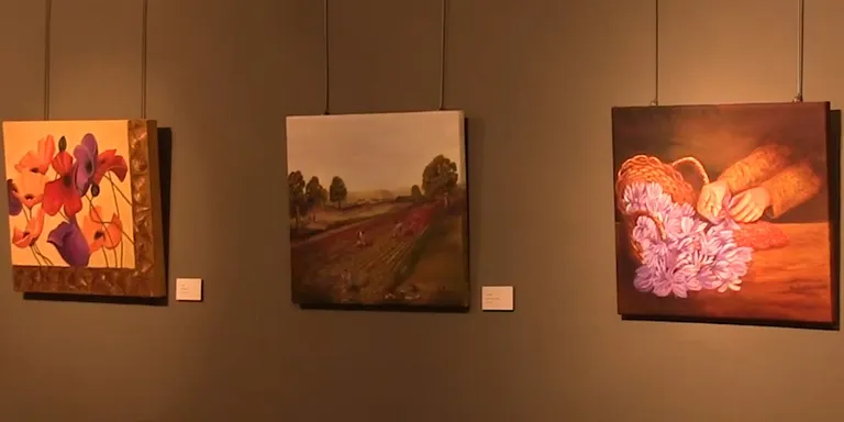 Mujeres Creativas del Vallés tanca amb èxit 'Dones, colors i un món de flors'