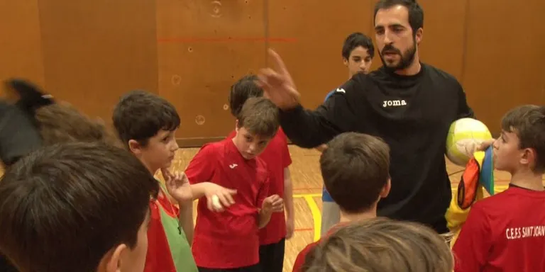 Un total de 16 equips s’apunten a les segones 24 hores de futbol sala del club Sant Joan