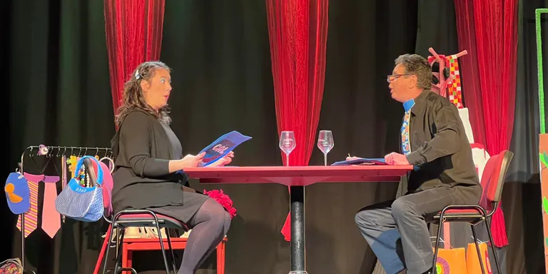 ‘Històries curtes en espais tancats’, de la Teca Teatre, debuta amb molt bon peu