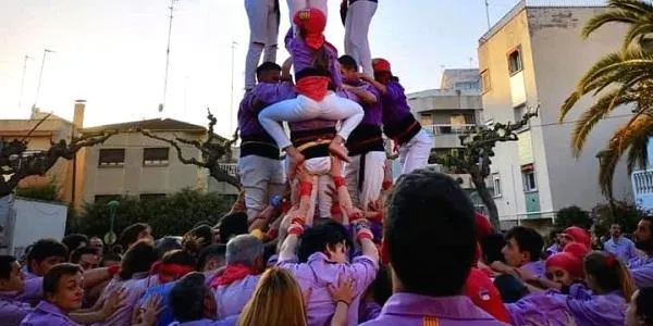 Els Castellers d’Altafulla estrenen la temporada amb un pilar de 5